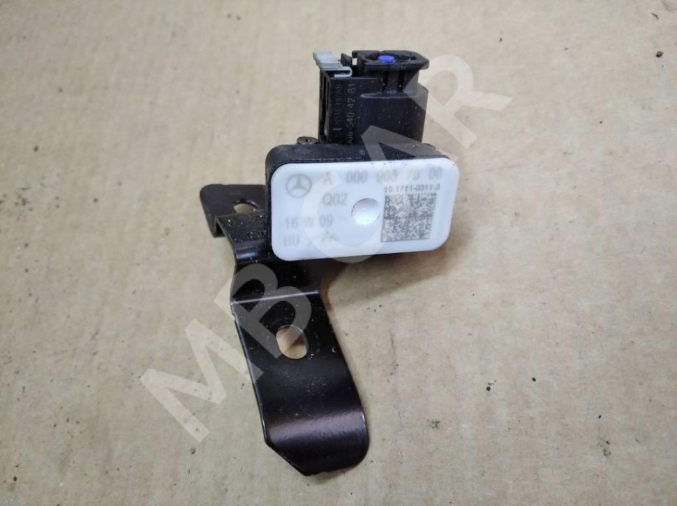 Датчик ускорения MERCEDES-BENZ GLE-класс AMG W166 (2015 - 2019) фото 1 &mdash; Разборка Мерседес