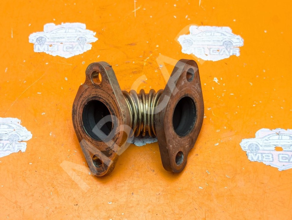 Трубка рециркуляции ОГ MERCEDES-BENZ M-класс W164 рестайлинг (2008 - 2011) фото 1 &mdash; Разборка Мерседес