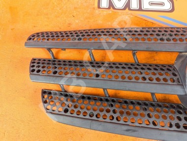 Решетка радиатора MERCEDES-BENZ M-класс W163 рестайлинг (2001 - 2005) &mdash; Разборка Мерседес