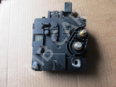 Блок предохранителей MERCEDES-BENZ S-класс W220 рестайлинг (2002 - 2005) — Разборка Мерседес