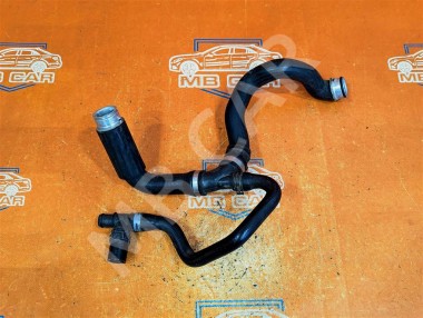 Патрубок ОЖ MERCEDES-BENZ C-класс W203/S203/CL203 рестайлинг (2004 - 2008) — Разборка Мерседес