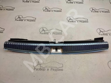 Накладка замка багажника MERCEDES-BENZ C-класс W205/S205/C205/A205 (2014 - 2018) — Разборка Мерседес