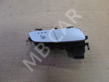 Кнопка обогрева сидений MERCEDES-BENZ C-класс W205/S205/C205/A205 (2014 - 2018) — Разборка Мерседес