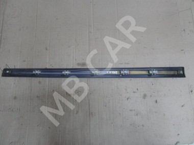 Молдинг двери MERCEDES-BENZ C-класс W203/S203/CL203 (2000 - 2004) — Разборка Мерседес