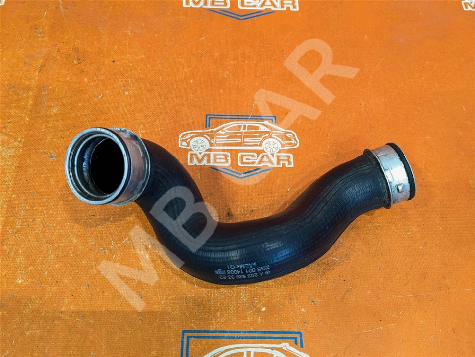 Патрубок интеркулера MERCEDES-BENZ CLK-класс C209/A209 (2002 - 2005) фото 1 — Разборка Мерседес