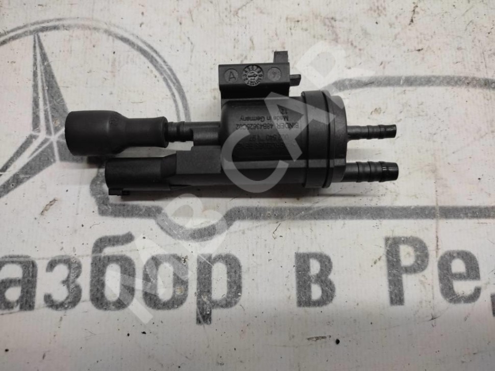 Клапан электромагнитный MERCEDES-BENZ C-класс W204/S204/С204 рестайлинг (2011 - 2015) фото 1 &mdash; Разборка Мерседес