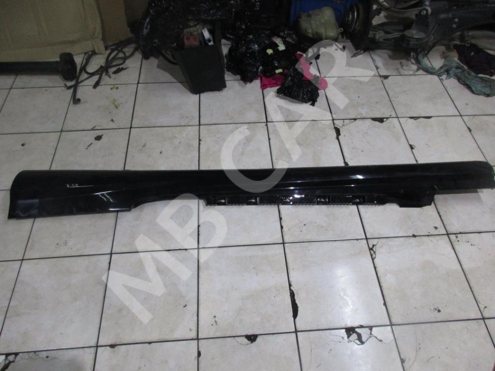 Порог пластиковый левый MERCEDES-BENZ E-класс W212/S212/C207/A207 рестайлинг (2013 - 2016) фото 1 — Разборка Мерседес