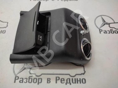 Накладка подлокотника MERCEDES-BENZ E-класс W213/S213/C238/A238 (2016 - 2021) — Разборка Мерседес