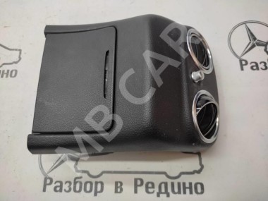 Накладка подлокотника MERCEDES-BENZ E-класс W213/S213/C238/A238 (2016 - 2021) — Разборка Мерседес