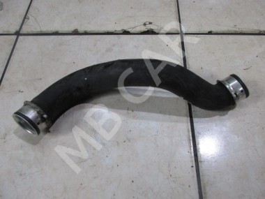 Патрубок радиатора MERCEDES-BENZ E-класс W212/S212/C207/A207 (2009 - 2013) — Разборка Мерседес