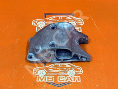 Опора двигателя задняя MERCEDES-BENZ A-класс W176 (2012 - 2015) — Разборка Мерседес