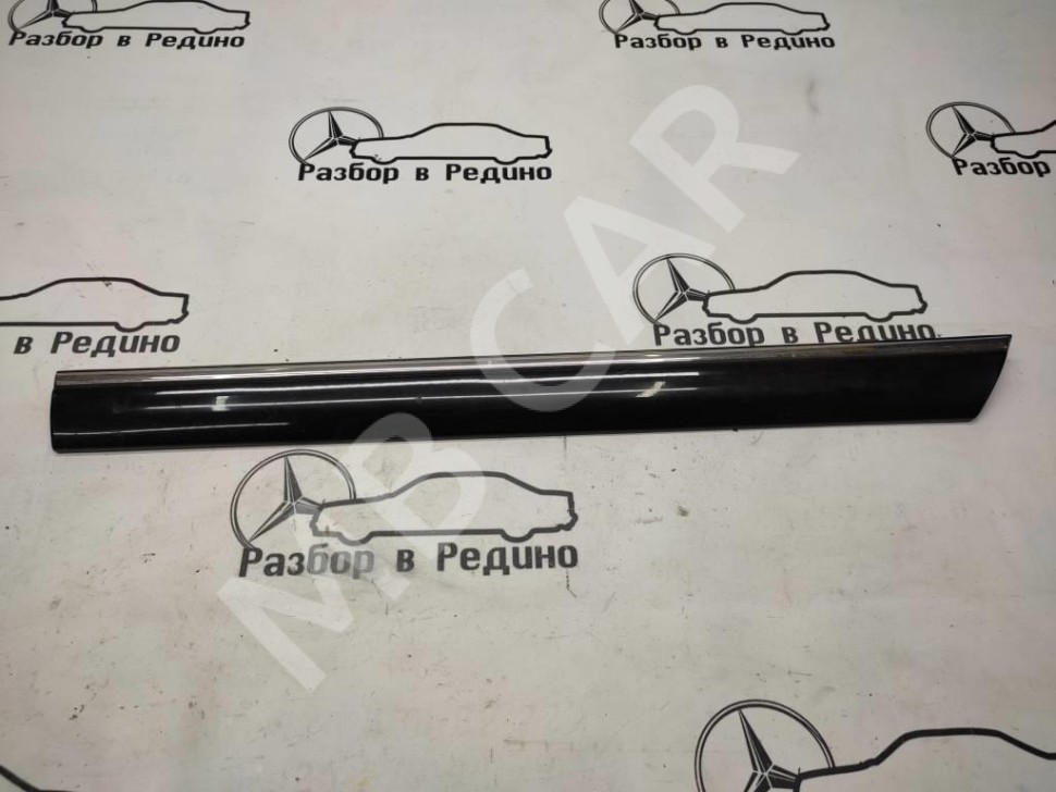 Молдинг двери MERCEDES-BENZ S-класс W220 (1998 - 2005) фото 1 — Разборка Мерседес