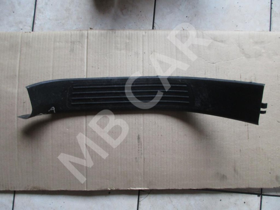 Накладка порога внутренняя MERCEDES-BENZ M-класс W166 (2011 - 2015) фото 1 &mdash; Разборка Мерседес
