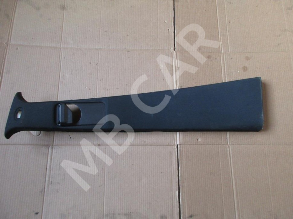 Накладка средней стойки MERCEDES-BENZ M-класс W164 (2005 - 2008) фото 1 &mdash; Разборка Мерседес