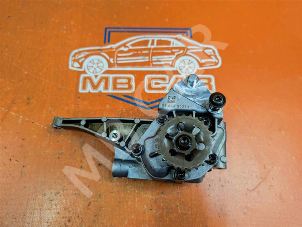 Насос масляный MERCEDES-BENZ C-класс W203/S203/CL203 (2000 - 2004) фото 1 &mdash; Разборка Мерседес