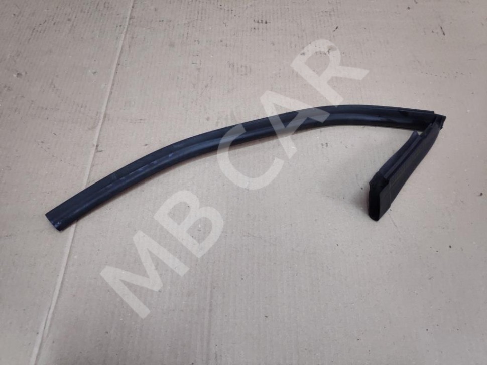 Уплотнитель моторного отсека MERCEDES-BENZ E-класс W212/S212/C207/A207 (2009 - 2013) фото 1 &mdash; Разборка Мерседес