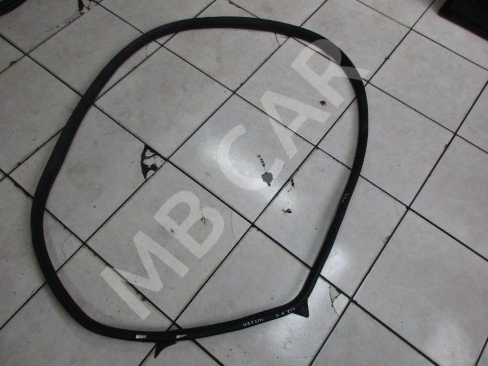 Уплотнители дверей MERCEDES-BENZ CLS-класс C218/X218 (2010 - 2014) фото 1 — Разборка Мерседес