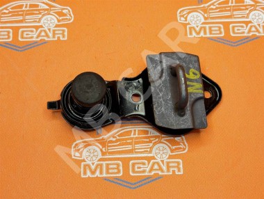 Ответная часть замка капота MERCEDES-BENZ E-класс W211/S211 (2002 - 2006) — Разборка Мерседес