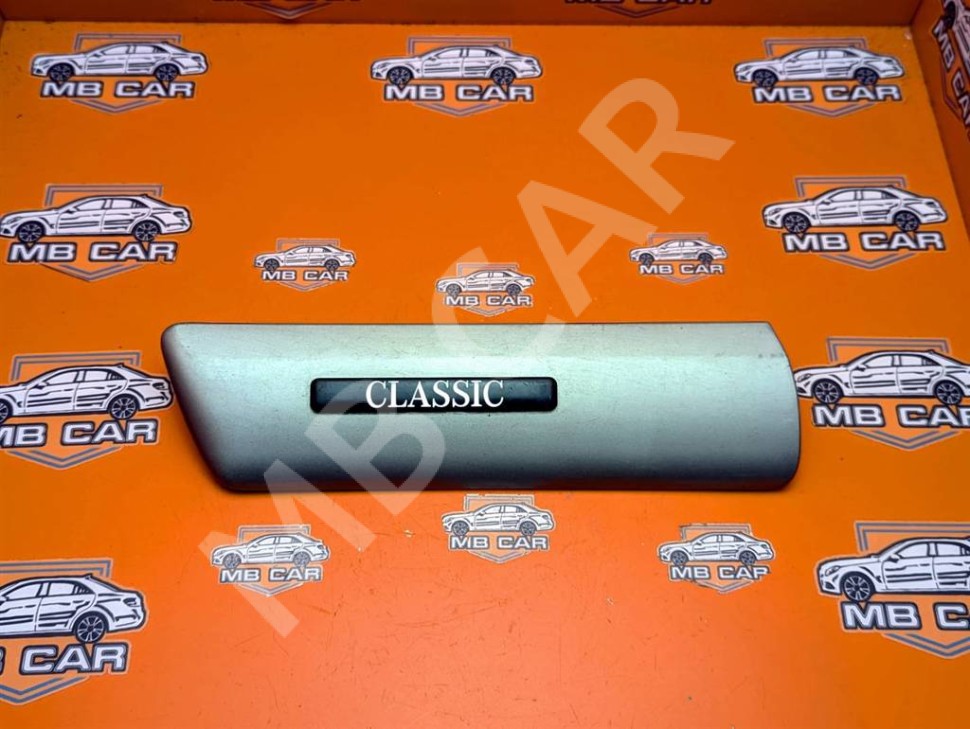 Молдинг крыла левый MERCEDES-BENZ E-класс W210/S210 (1995 - 1999) фото 1 — Разборка Мерседес