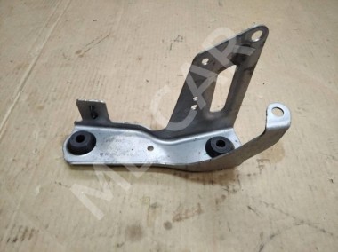 Кронштейн корпуса воздушного фильтра MERCEDES-BENZ CLA-класс C117/X117 (2013 - 2016) — Разборка Мерседес