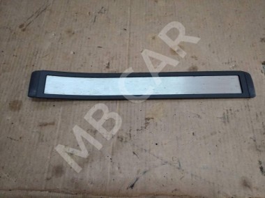 Накладка порога внутренняя MERCEDES-BENZ E-класс W211/S211 (2002 - 2006) — Разборка Мерседес