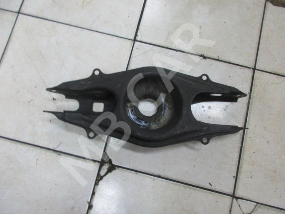 Рычаг задней стойки (лодка) MERCEDES-BENZ C-класс W204/S204/С204 рестайлинг (2011 - 2015) фото 1 — Разборка Мерседес