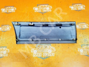 Молдинг двери MERCEDES-BENZ E-класс W124/S124/C124/A124 (1984 - 1997) — Разборка Мерседес