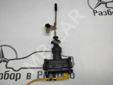 Активатор замка двери MERCEDES-BENZ 190 (W201) W201 (1982 - 1993) — Разборка Мерседес