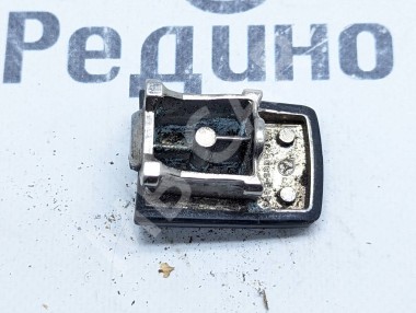 Крышка ручки двери MERCEDES-BENZ W124 W124/S124/C124/A124 (1984 - 1993) — Разборка Мерседес