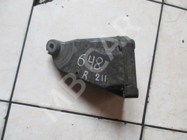 Лапа правая MERCEDES-BENZ E-класс W211/S211 (2002 - 2006) — Разборка Мерседес