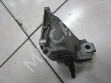 Лапа правая MERCEDES-BENZ M-класс W163 (1997 - 2001) — Разборка Мерседес