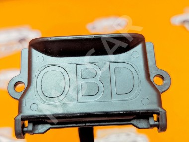 Корпус диагностического разъема MERCEDES-BENZ GLE-класс W166 (2015 - 2018) — Разборка Мерседес