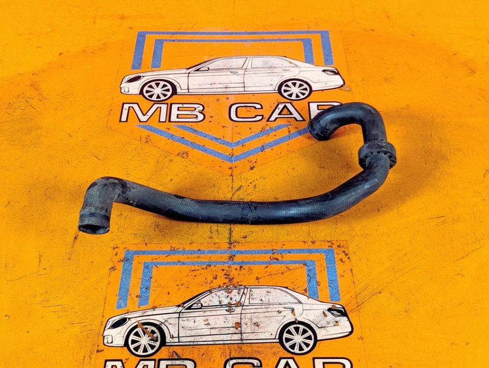 Патрубок радиатора MERCEDES-BENZ E-класс W210/S210 рестайлинг (1999 - 2003) E 200 2.0 MT (163 л.с.) фото 1 &mdash; Разборка Мерседес
