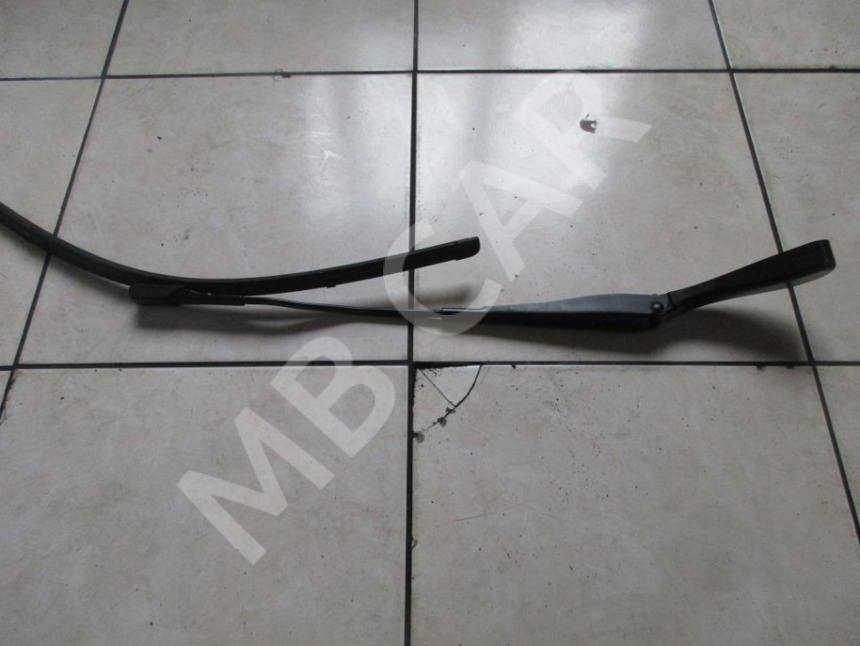 Поводок дворников MERCEDES-BENZ C-класс W205/S205/C205/A205 (2014 - 2018) фото 1 — Разборка Мерседес