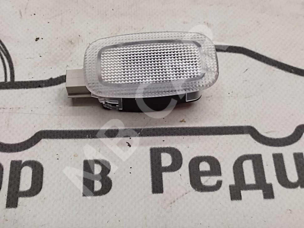 Плафон подсветки MERCEDES-BENZ M-класс W166 (2011 - 2015) фото 1 — Разборка Мерседес