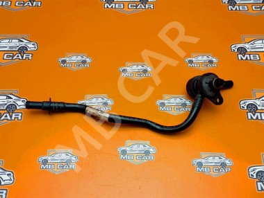 Трубка вентиляции картерных газов MERCEDES-BENZ C-класс W204/S204 (2006 - 2011) — Разборка Мерседес