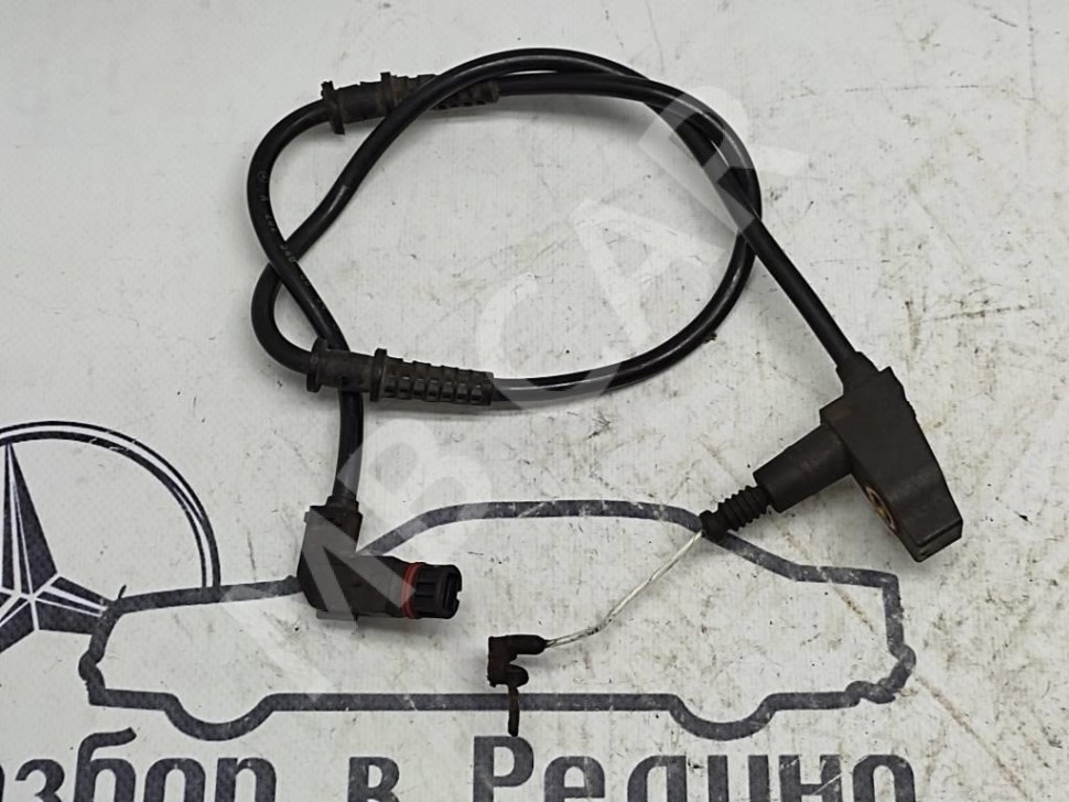 Провод датчика износа тормозных колодок MERCEDES-BENZ C-класс W202/S202 (1993 - 1997) фото 1 — Разборка Мерседес