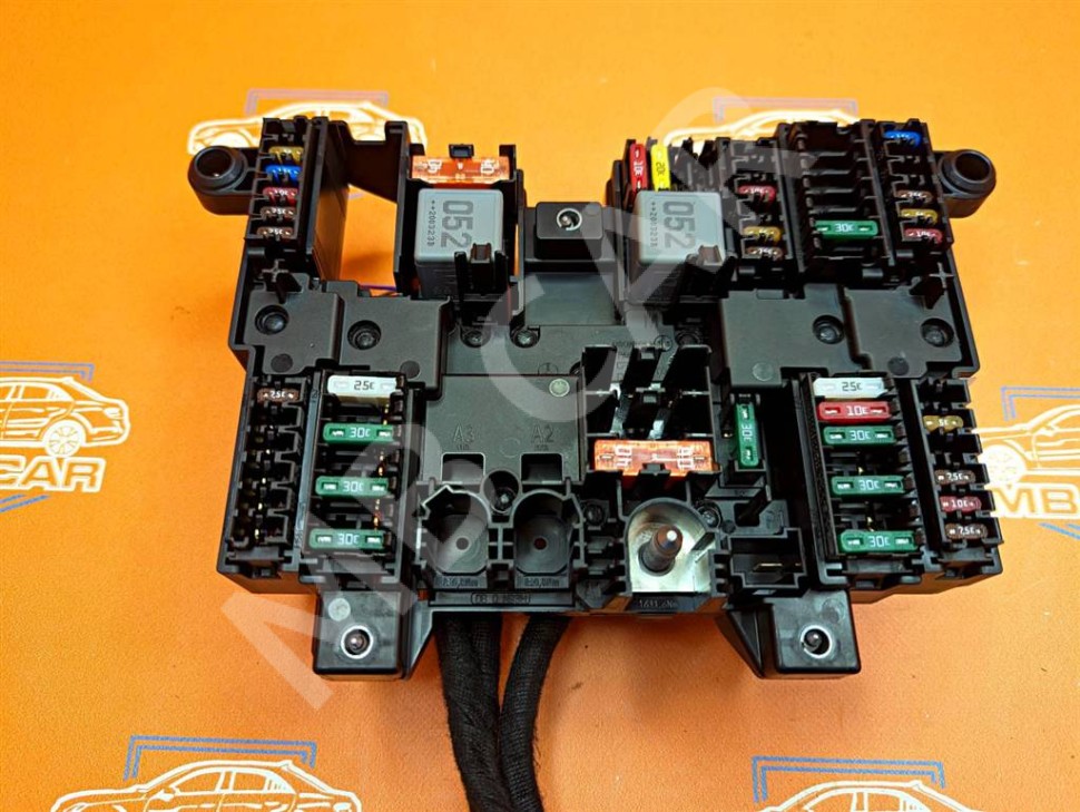 Блок предохранителей MERCEDES-BENZ A-класс W177 (2018 - 2023) фото 1 — Разборка Мерседес