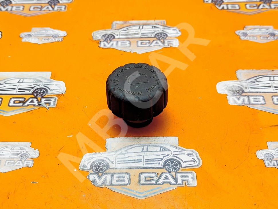 Крышка расширительного бачка MERCEDES-BENZ A-класс W168 (1997 - 2001) фото 1 &mdash; Разборка Мерседес