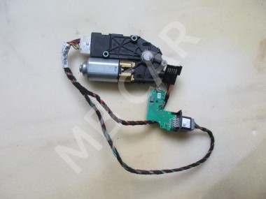 Моторчик люка MERCEDES-BENZ GLE-класс W166 (2015 - 2018) — Разборка Мерседес