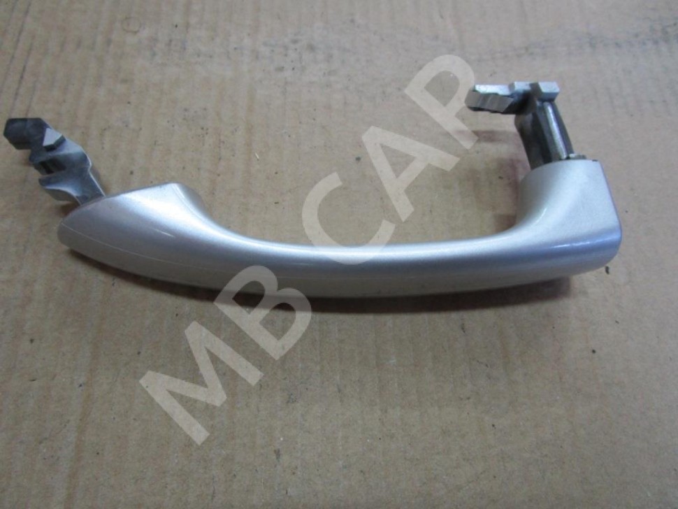 Ручка двери наружняя MERCEDES-BENZ C-класс W203/S203/CL203 (2000 - 2004) фото 1 — Разборка Мерседес