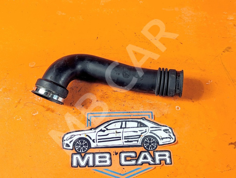 Патрубок впускного коллектора MERCEDES-BENZ S-класс W220 (1998 - 2005) фото 1 &mdash; Разборка Мерседес