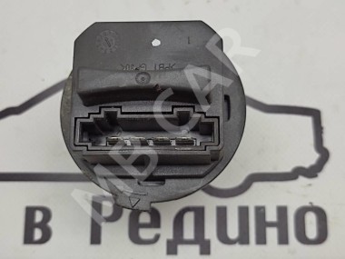 Реле моторчика печки MERCEDES-BENZ C-класс W204/S204 (2006 - 2011) — Разборка Мерседес