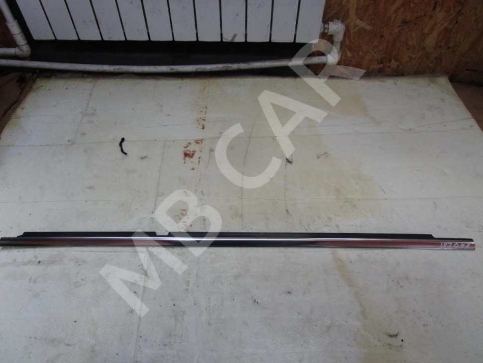 Молдинг стекла двери MERCEDES-BENZ E-класс W212/S212/C207/A207 (2009 - 2013) фото 1 &mdash; Разборка Мерседес