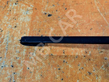 Поводок дворников MERCEDES-BENZ S-класс W220 (1998 - 2005) — Разборка Мерседес