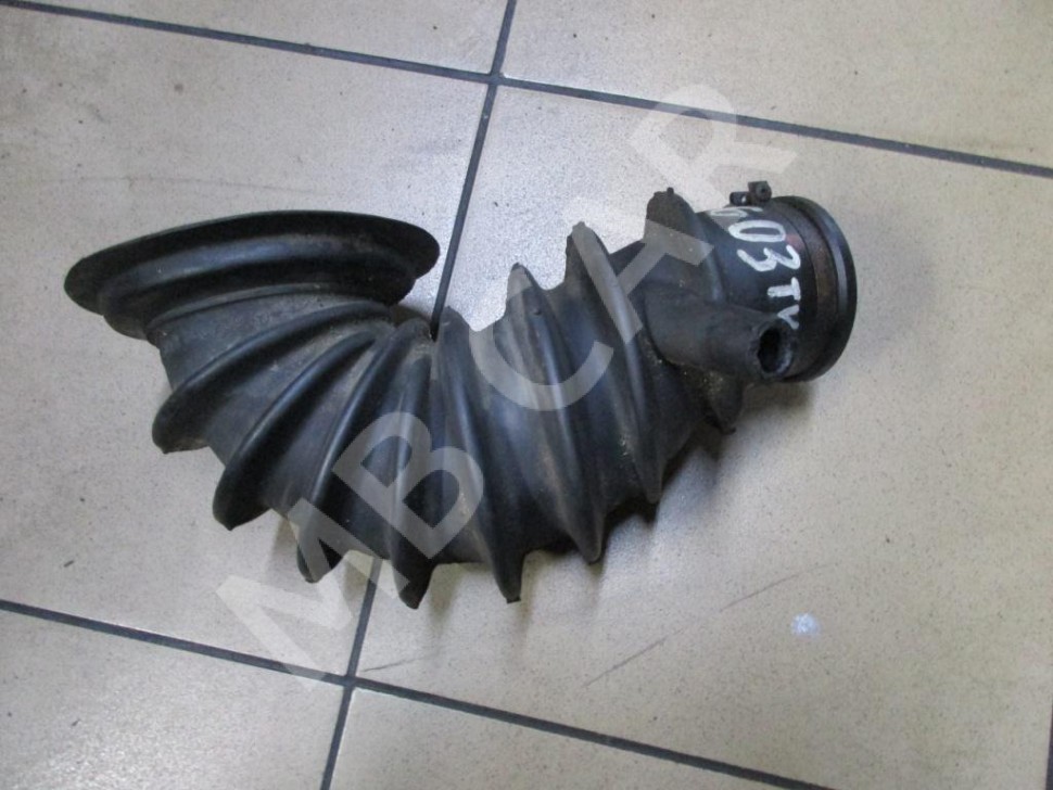 Патрубок воздушный MERCEDES-BENZ S-класс W140 (1991 - 1998) фото 1 — Разборка Мерседес