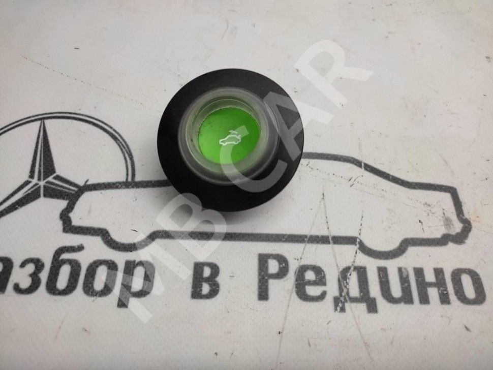 Кнопка закрытия багажника MERCEDES-BENZ C-класс W203/S203/CL203 (2000 - 2004) фото 1 — Разборка Мерседес