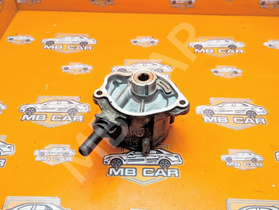 Насос вакуумный MERCEDES-BENZ C-класс W204/S204/С204 рестайлинг (2011 - 2015) фото 1 — Разборка Мерседес