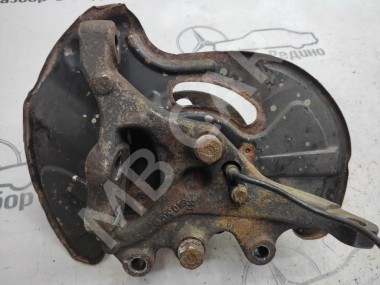 Кулак поворотный передний правый MERCEDES-BENZ C-класс W203/S203/CL203 рестайлинг (2004 - 2008) — Разборка Мерседес