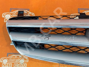 Решетка радиатора MERCEDES-BENZ R-класс W251 рестайлинг (2007 - 2010) — Разборка Мерседес